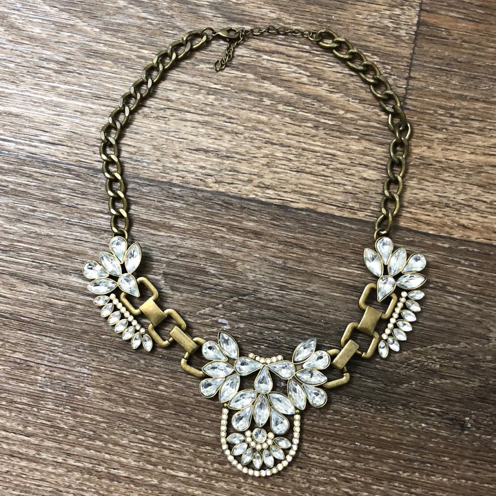 Statement necklace